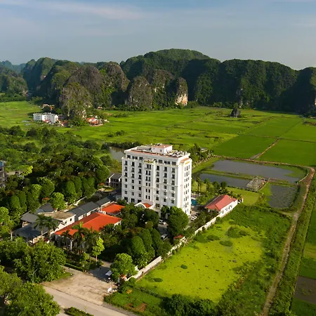 Ninh Binh Hidden Charm Hotel & Resort-3