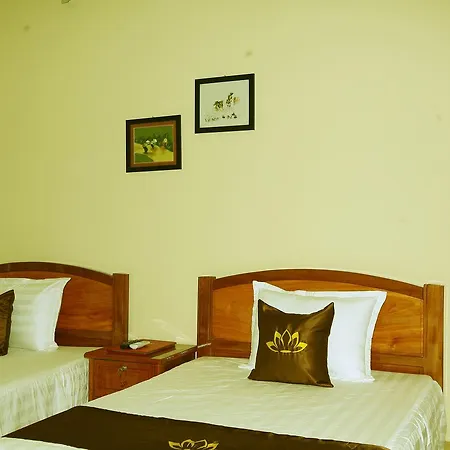 Huong Sen Hotel-2