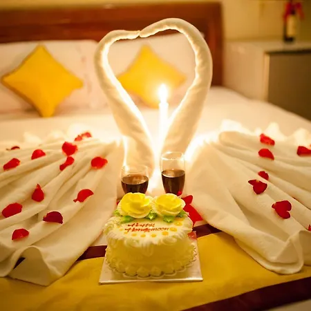 Happy Day Hotel-2