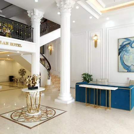 Ngoc Lan Ha Long Hotel-3