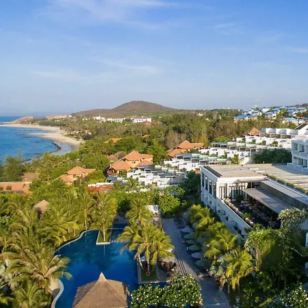 The Cliff Resort & Residences-2