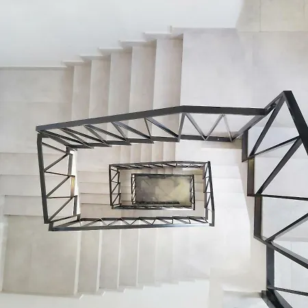Midmost Boutique Hostel-2