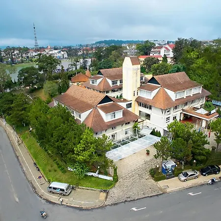 Muong Thanh Holiday Da Lat Hotel-3