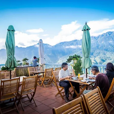 Sunny Mountain Hotel-2