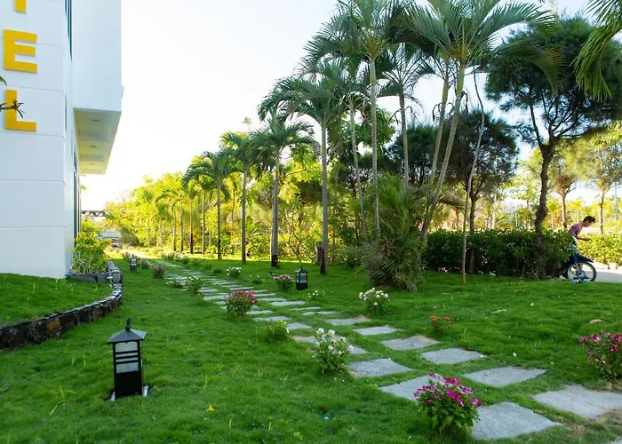 Ivory Phu Yen Hotel