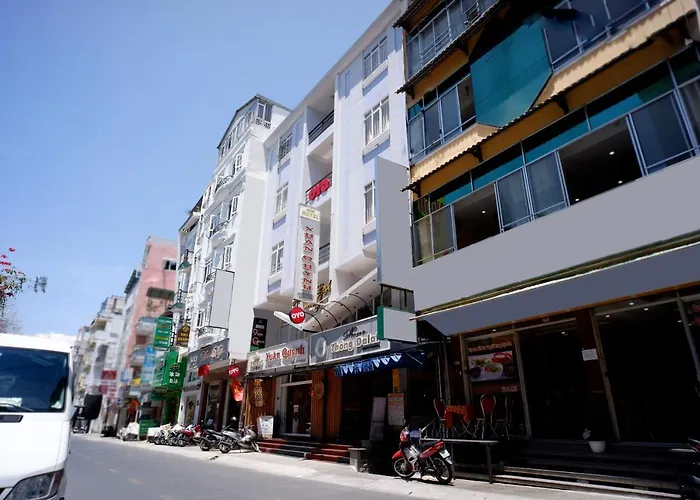 Oyo 1040 Xuan Quynh