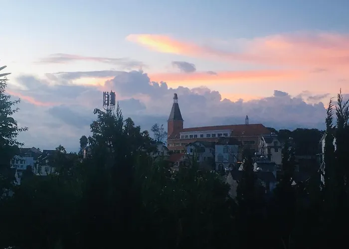 Dalat Train Villa, Việt Nam