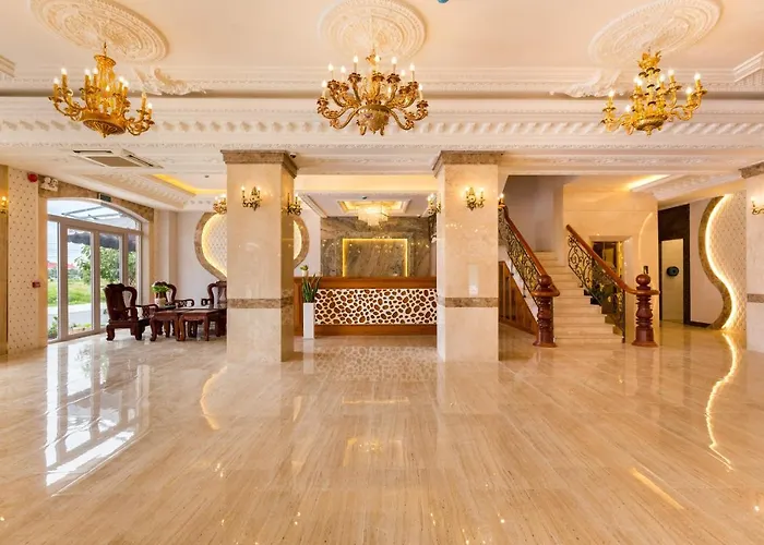 Golden Central Hotel