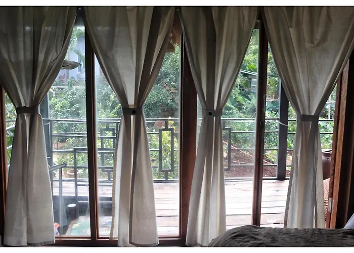Queeny'S Farmstay Wooden House