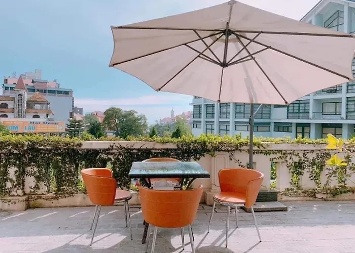 Hà Thành Tam Đảo HOTEL