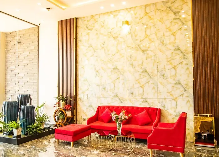 La Mia Lakeview Hotel Pleiku, Việt Nam