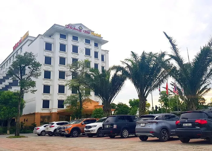 Thông Đỏ Hotel Vinh, Việt Nam