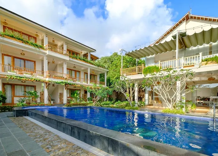 Naomi Resort
