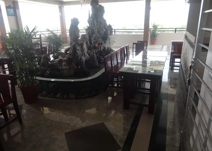 Khách sạn Ruby