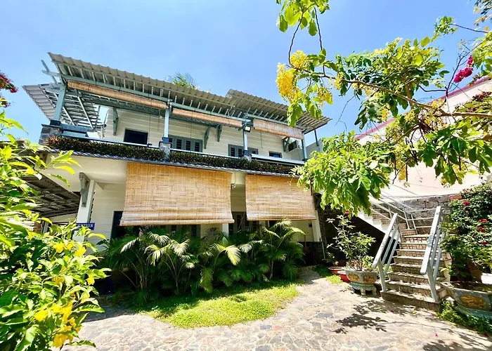 Catsen Bungalows & Pool
