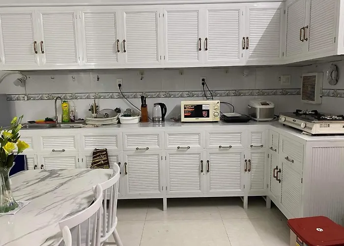 Nina Homestay - Phòng ban công view sông Long Xuyen, Việt Nam