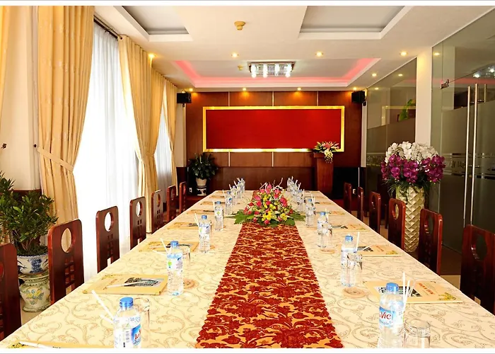 Khách sạn Mai Vàng