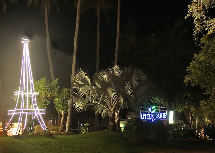 Little Paris Resort