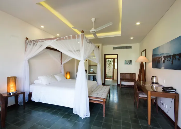 Cassia Cottage Resort And Spa