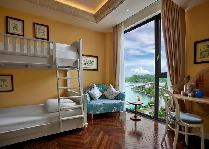 Hotel Perle D'Orient Cat Ba - Mgallery
