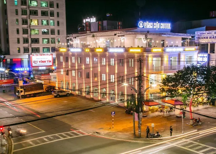 Khách sạn Vĩnh Hội