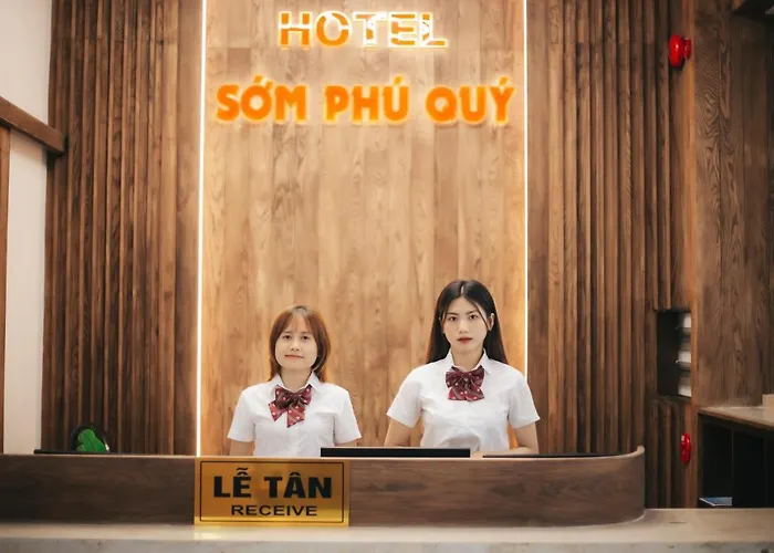 Khách sạn Sớm Phú Quý - Ninh Thuận