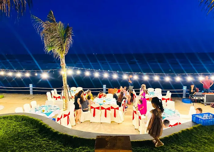 Hon Rom 2 Resort