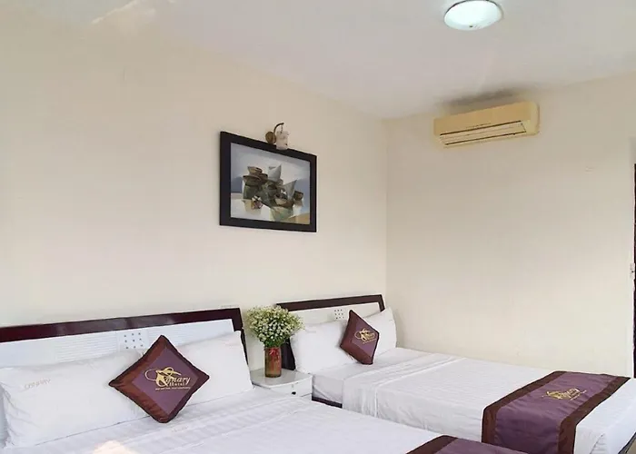 Canary Hotel Hue