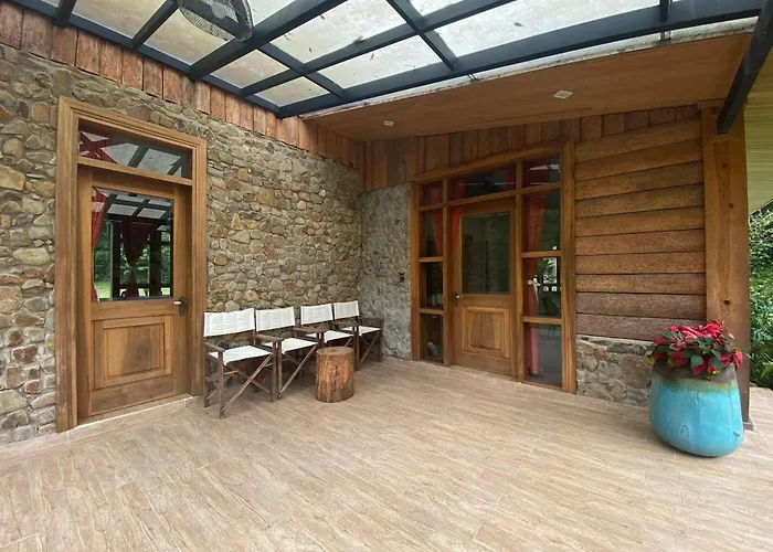 Laan Retreat-Dalat
