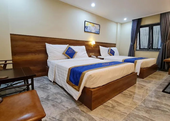 La Mia Lakeview Hotel