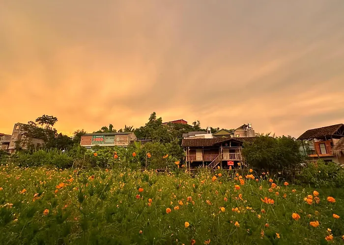 Luong Son Homestay Ecolodge