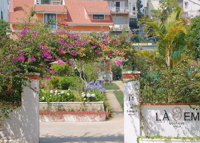 La Em Boutique Villa