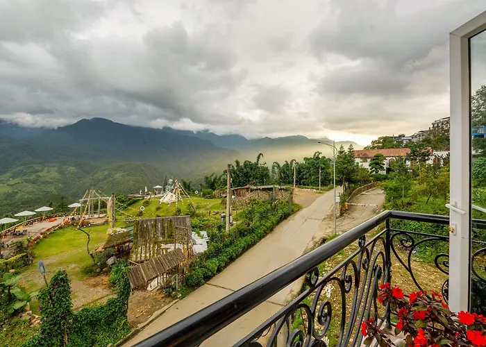 Sapa Praha Hotel, Việt Nam