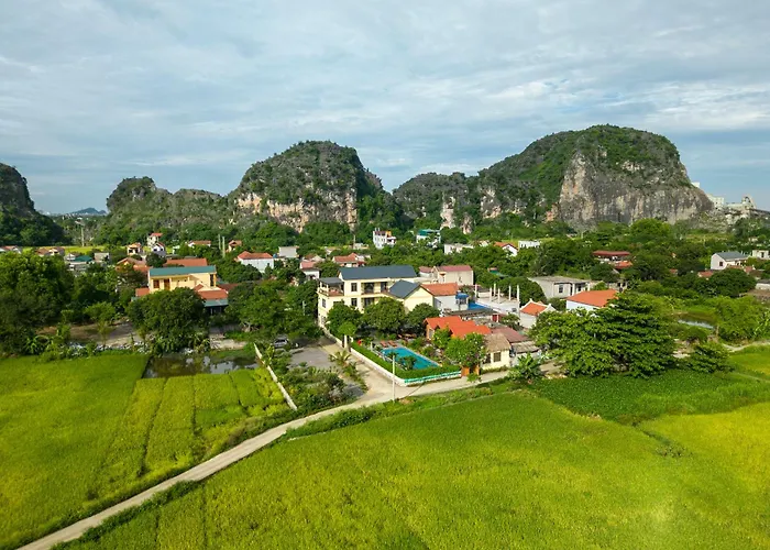 Tam Coc Minh Hung