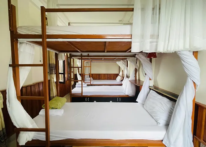 Nam Phương Riverside Villa