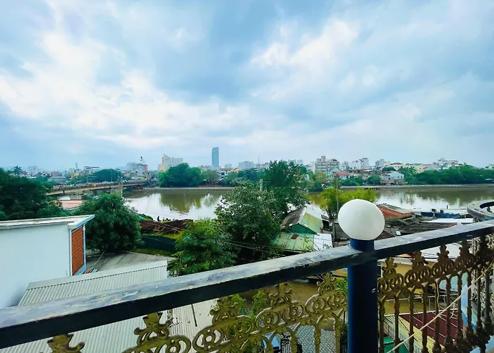 Nam Phương Riverside Villa