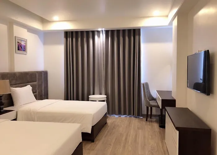 Lotus Hotel & Apartment