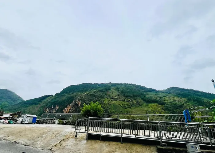 Honey Homestay Dong Van