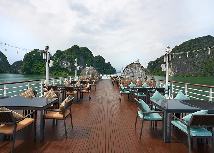 Paradise Suites Hotel Ha Long, Vietnam