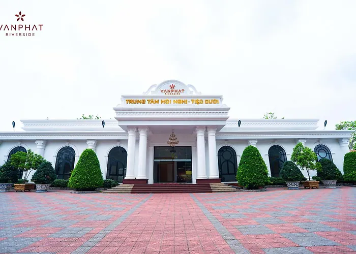 Van Phat Riverside
