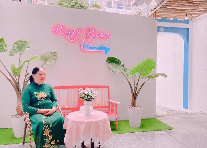 Happy House Homestay