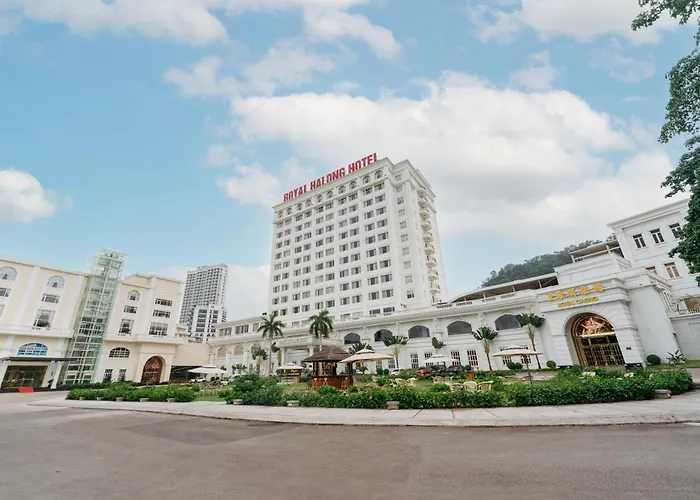 Royal Halong