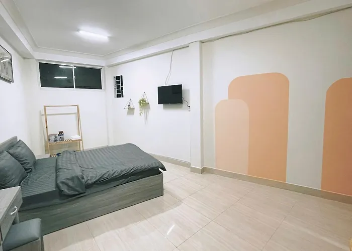 Lucia Home