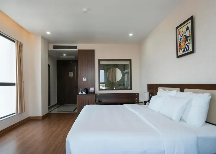 Luxury6 Hotel
