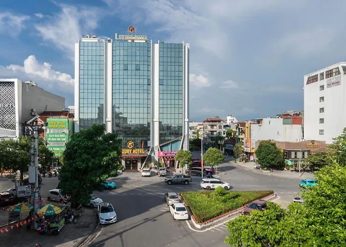 Luxury6 Hotel
