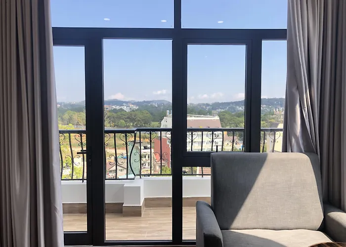 Thi Thao Gardenia Hotel