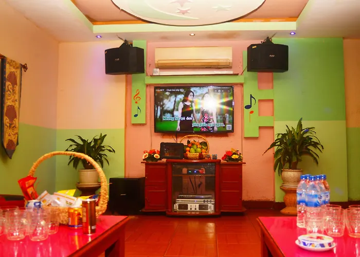 Central Hotel