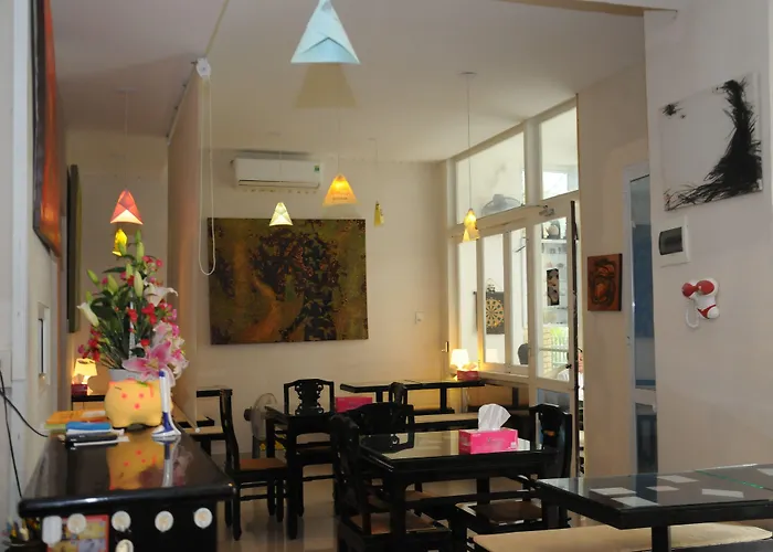 Hue Nino Hotel, Việt Nam