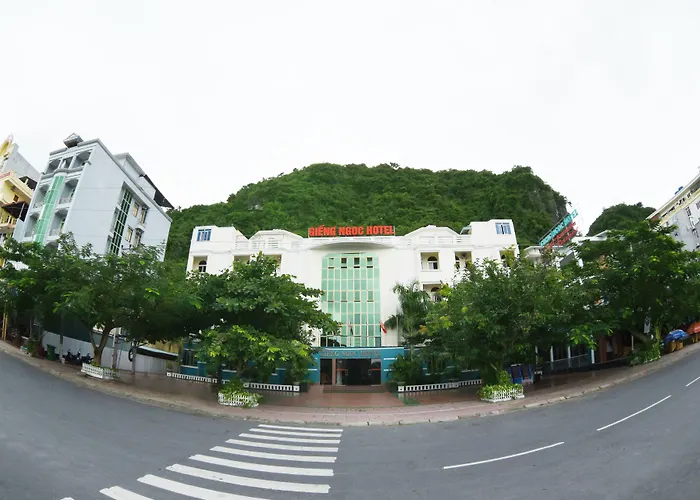 Gieng Ngoc Cat Ba Hotel
