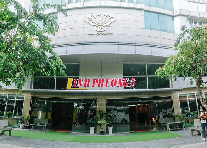 Linh Phương 8
